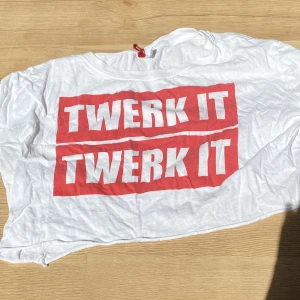 T shirt  - Rensar garderoben 