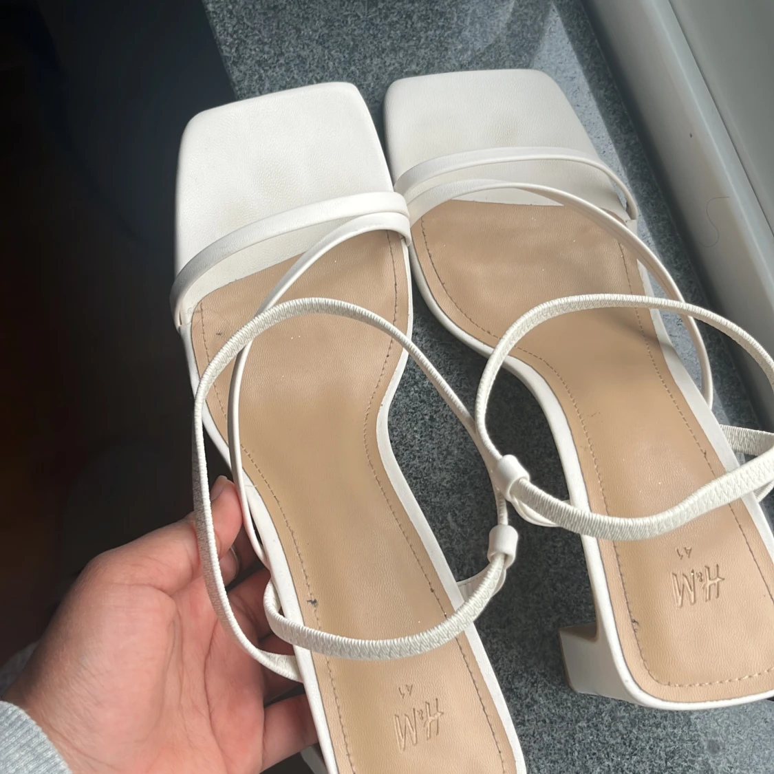 köp dessa höga klackar för 190 kr!!!