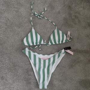 Bikini från Victoria’s Secret. Helt oanvänd med lappar kvar! Topp - strl XS, Underdel - strl S. 150kr +frakt🤍🏝️☀️