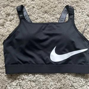 Nike sport bh  - Oanvänd 