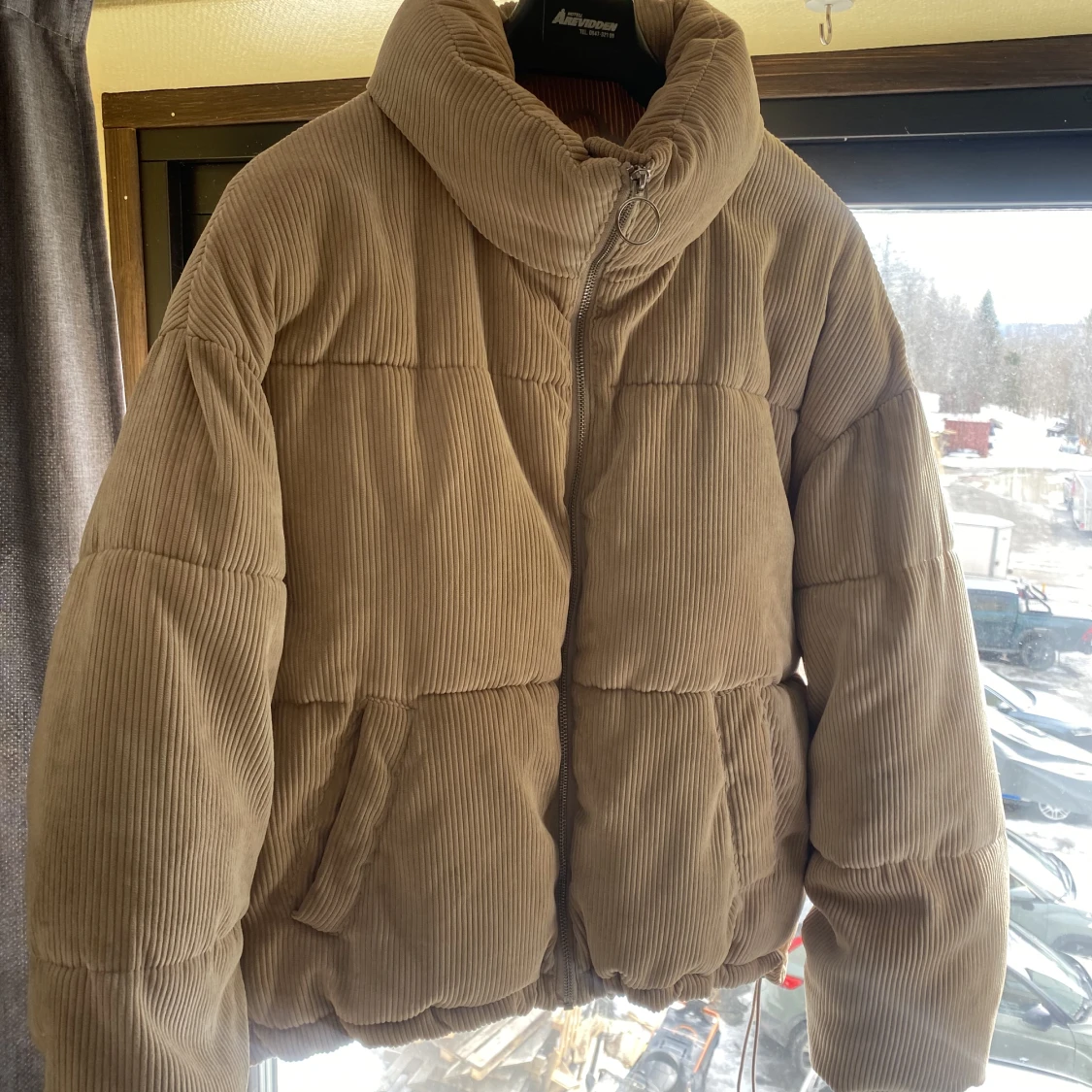 Beige manchesterjacka  - 90