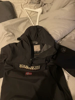 Napapijri jacka - Jätte bra skick 