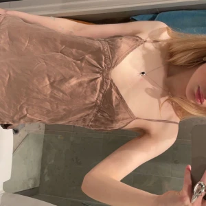 Zadig Voltaire linne - Så fint silkes linne från Zadig Voltaire köpt för 1500 för två år sedan💞kontakta privat via intresse