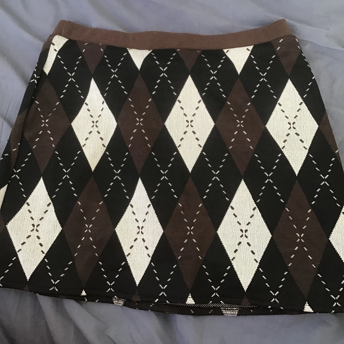 helt oanvänd kjol  - 90