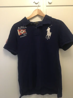 Polo Ralph louren - Tja, säljer min polo Ralph louren piké i storlek XL i barn storlek 