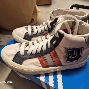 D.A.T.E. sneakers - Fint och bra skick