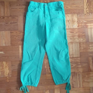 BDG Cargo Pants - Perfect condition ♡  Size 4  Available in Stockholm / shipping