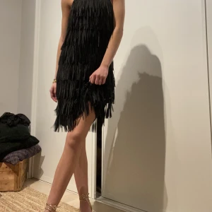 Klänning - Skitsnygg klänning som är perfekt för festligare tillfällen!!