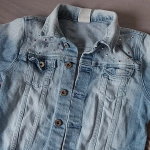 Denim jacka - Pris exkl frakt 