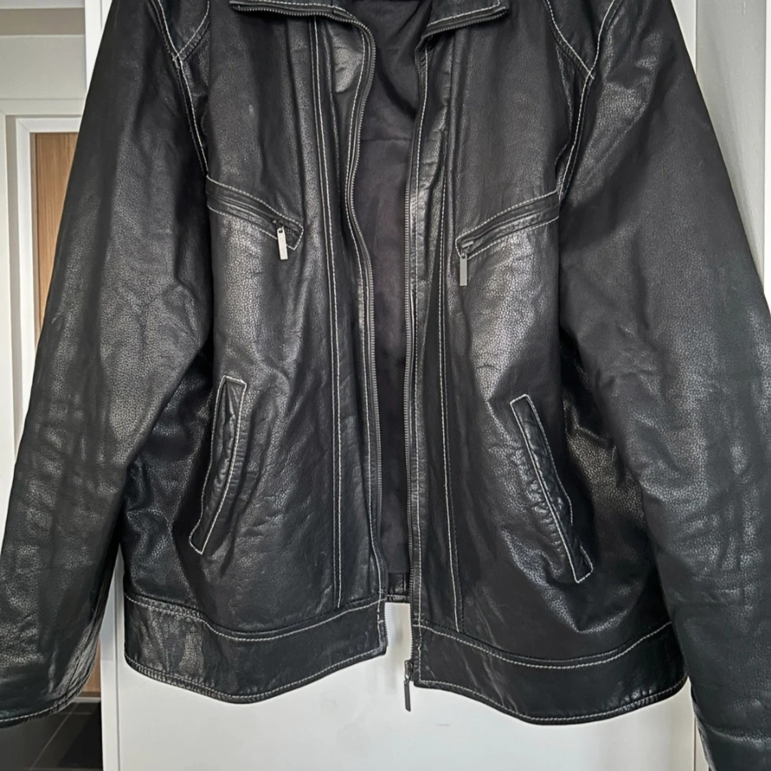 Vintage leather jacket - 90