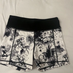 Tränings shorts!! - Helt nya tränings shorts!!