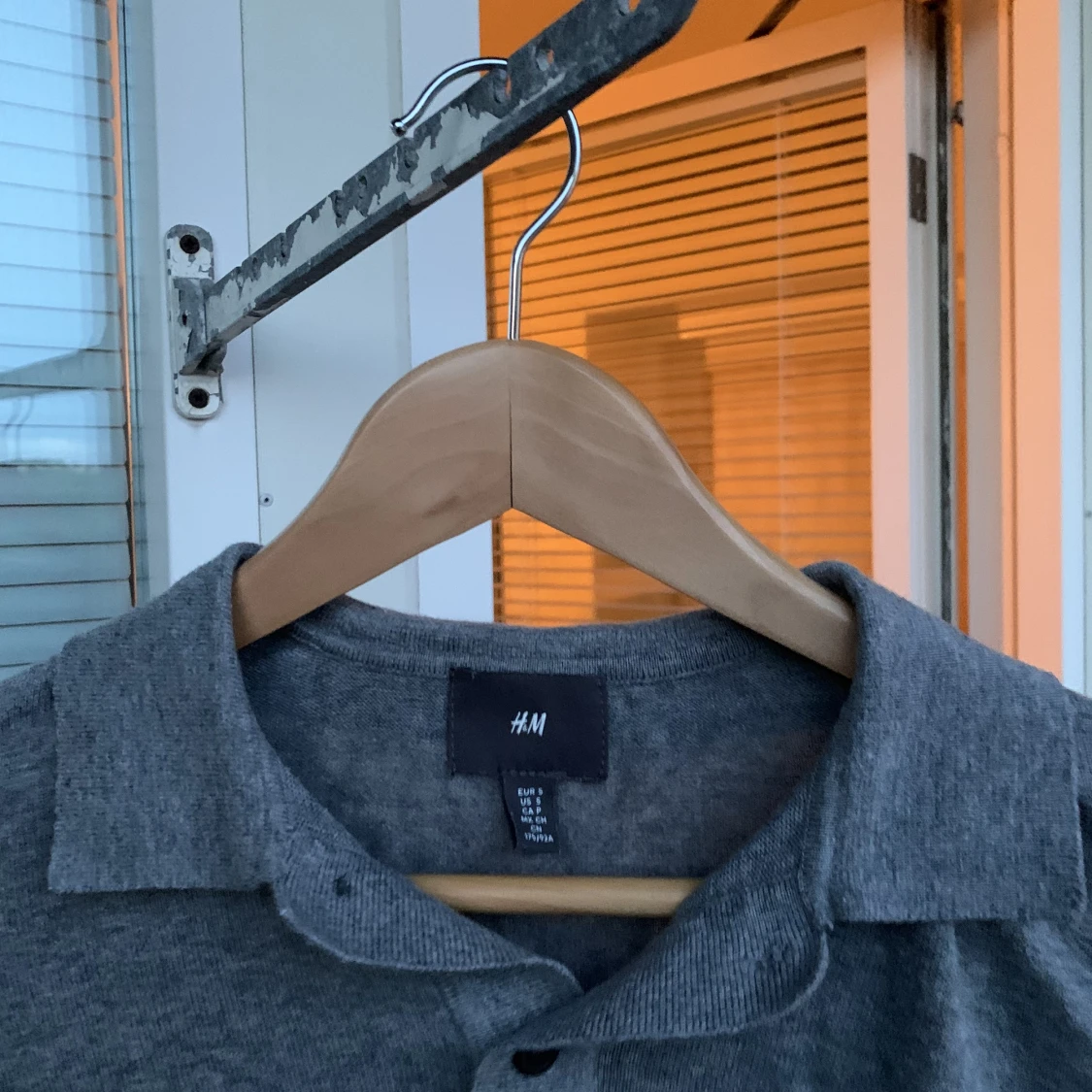 Grå långärmad pike - 90