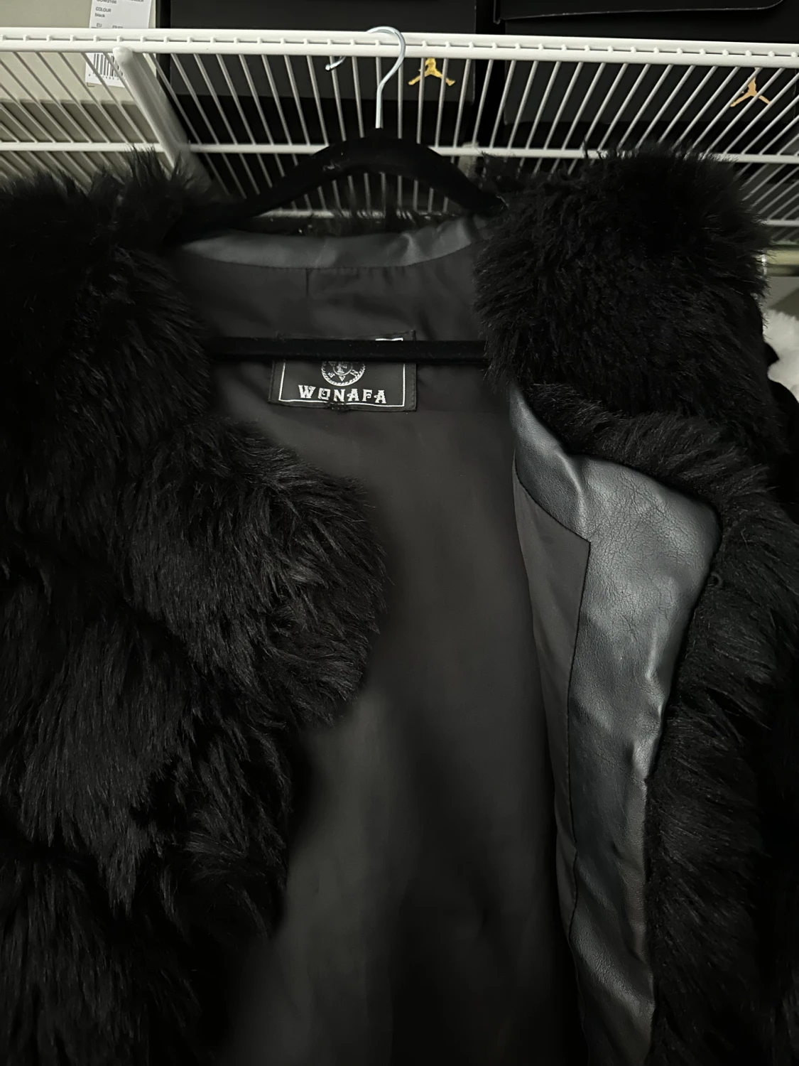 pälsväst med fickor