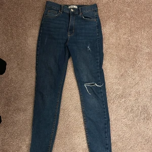 Skinny jeans - Snygga skinny Jeans från Pull and bear
