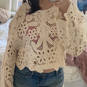 Spets topp  - Spets topp från H&M!🥂 Aldrig använd