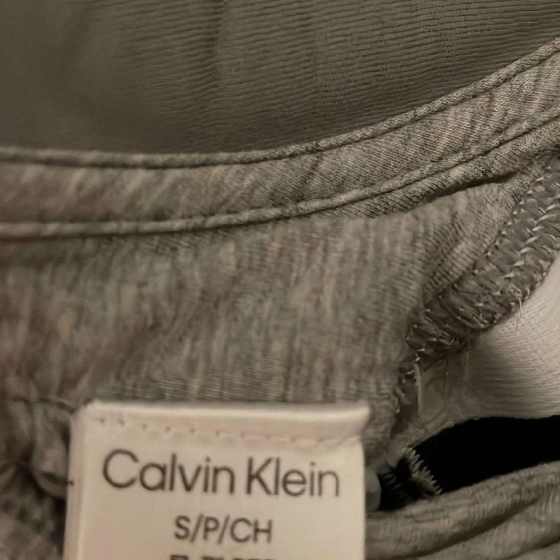 Calvin Klein  - 90