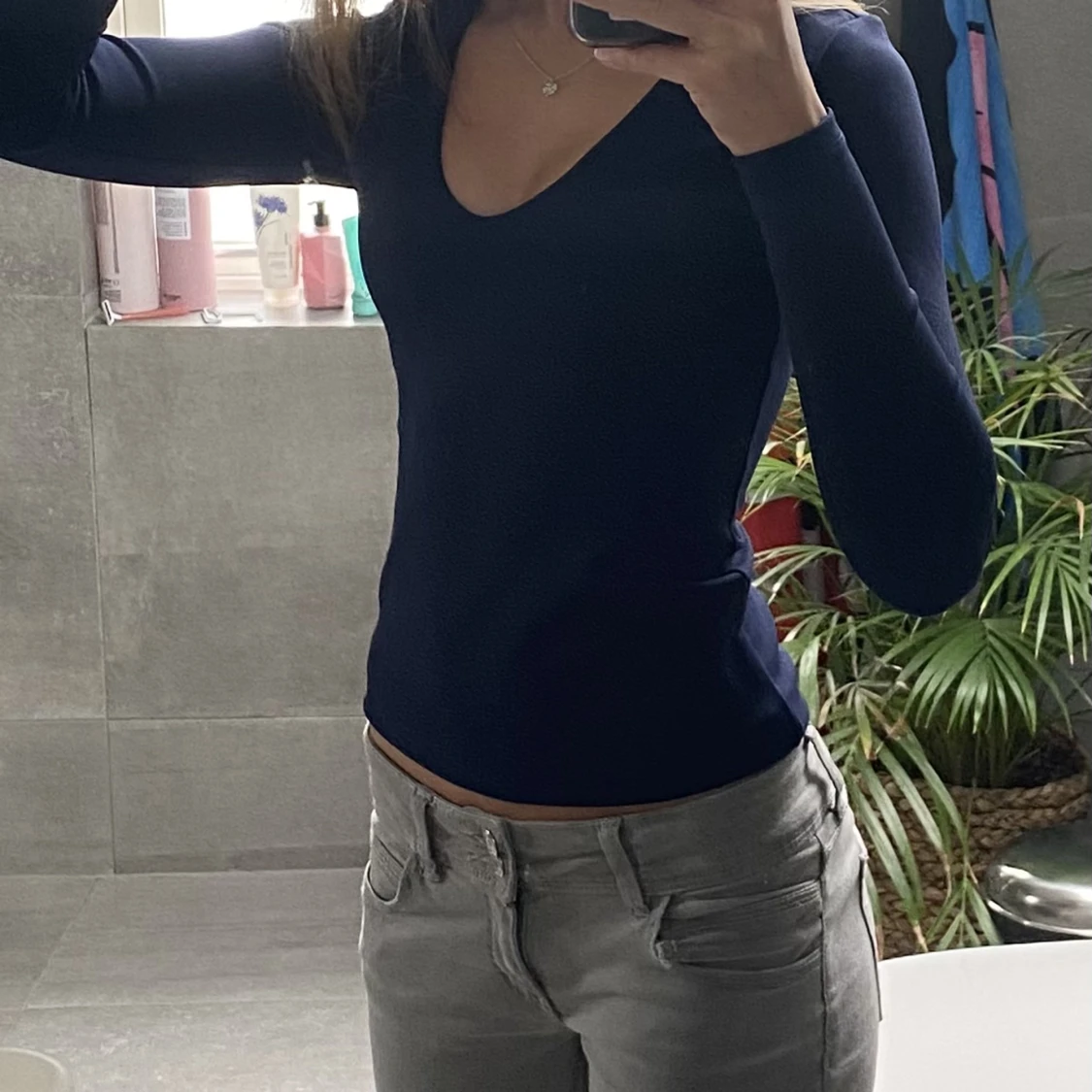 Mörkblå tröja - 90