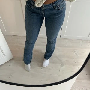 Low Waist jeans  - Från zara, använda cirka 2 gånger 