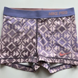 Nike Pro Shorts - Träningsshorts i bra skick.  