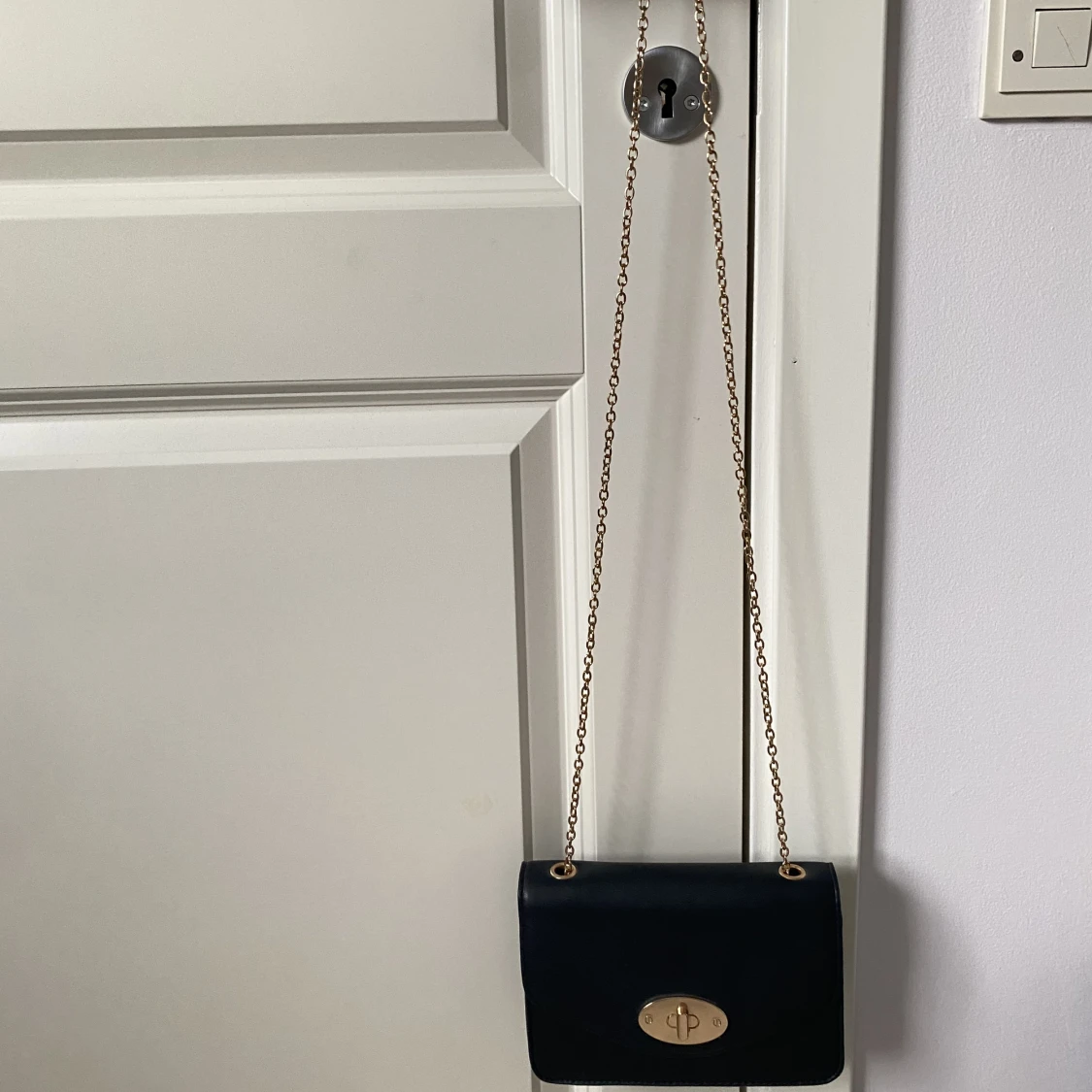 Svart axelväska/handväska  - 90