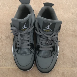 Jordan 4 - Nike air jordan 4 cool grey Nya använt få gånger