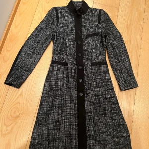 Kappa - Kappa från Filippa K med fina detaljer Mycket gott skick Storlek S