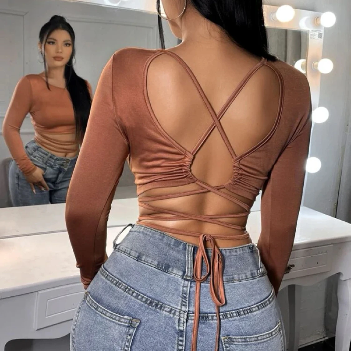 Långärmad Crop-Top med Sexy Rygg - 91