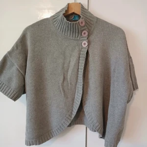 kofta - jättesöt kofta, storlek S/34 men skulle säga att den passar xs också✨