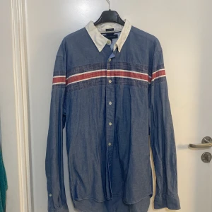 Tommy hilfiger skjorta herr - Tommy hilfiger herr skjorta Large  costum fit fintskick