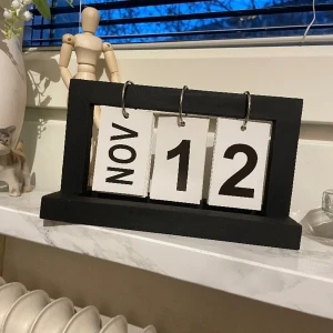 Kalender  - Super snygg kalender som passar perfekt till ditt rum och kontor. 