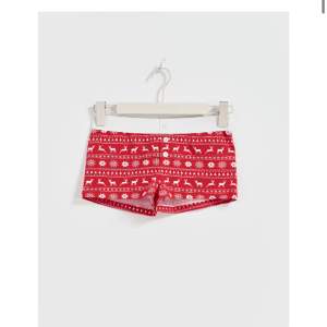 Jätte sköna pyjamas shorts från Gina Young, och dom är helt slutsålda i denna storleken!❤️