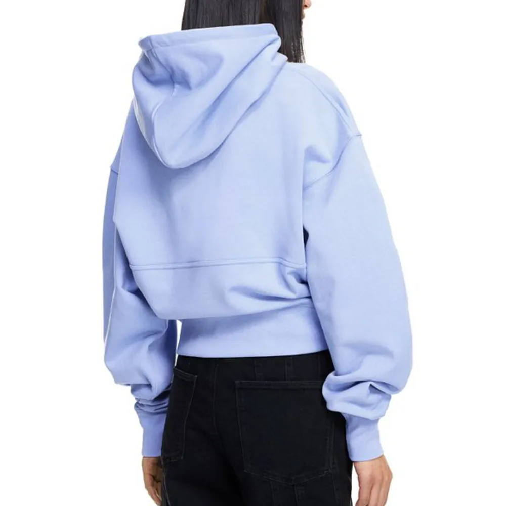 Supersnygg slutsåld ljusblå H&M x mugler hoodie, aldrig använd bara prövad😇😇pris kan diskuteras vid snabb affär!. Hoodies.