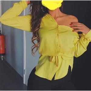 Klänning - Säljer min sambos klänning från In the style, storlek 6. Fint skick.