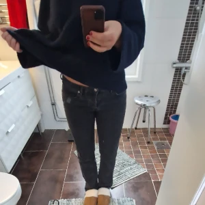Svarta jeans - Ett par jättesnygga lågmidjad jeans💓💓