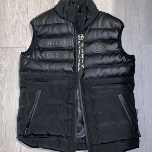 Philipp plein  - Helt ny oanvänd väst ifrån PP, den är helt äkta. 