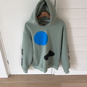 Kanye west yeezy hoodie - Kopia, använd fåtal gånger, nyskick, heavy weight hoodie, 
