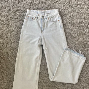 Vida jeans - Vida jeans i ljus tvätt från junkyard, nedlaggda av mig