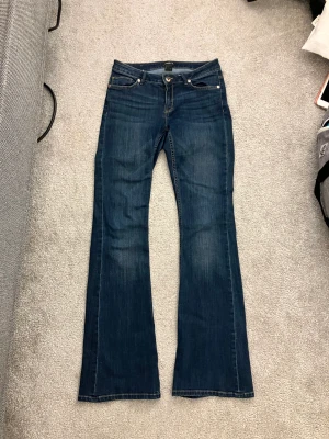 jeans - snygga bootcut jeans som aldrig använts. Fint skick! 💕💕😽