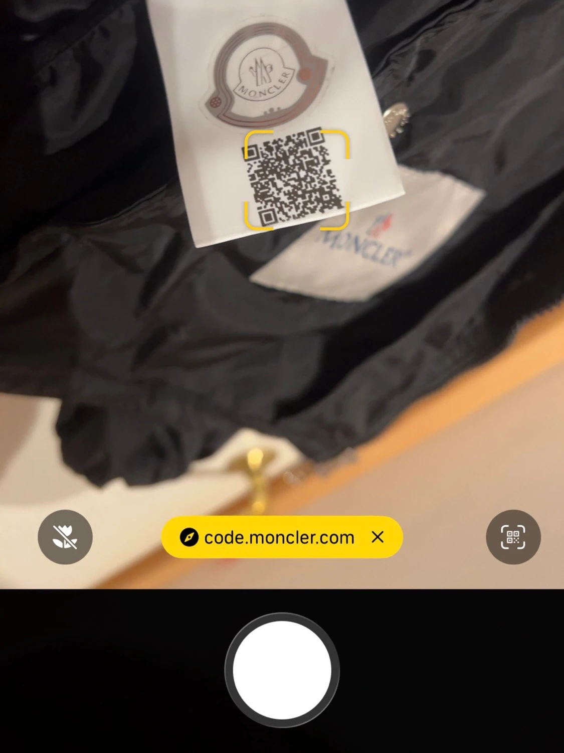 Svart vindjacka från Moncler - 5