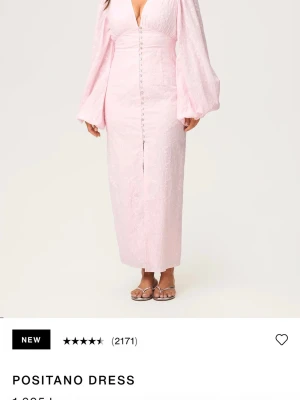 Ljusrosa adoore klänning - Dröm klänning ifrån adoore, bara använd en gång! I väl bevarat skick!