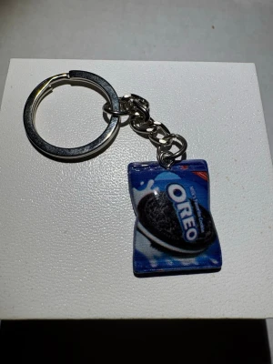 Nyckelring - Oreo  - Nyckelring Oreo 