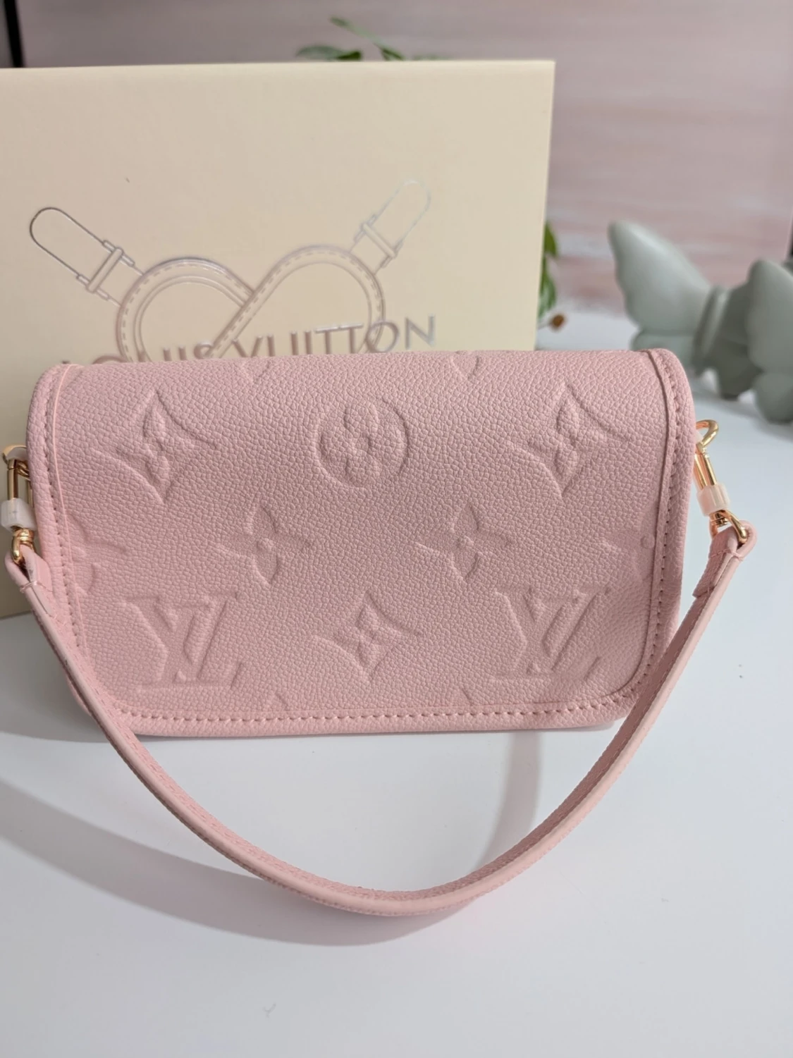 Iouis Vuitton Nano Diane🌸 - 2
