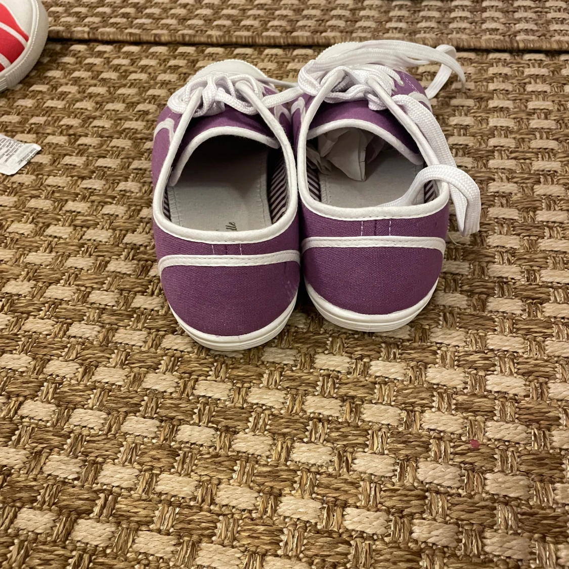 Sneakers  - 91