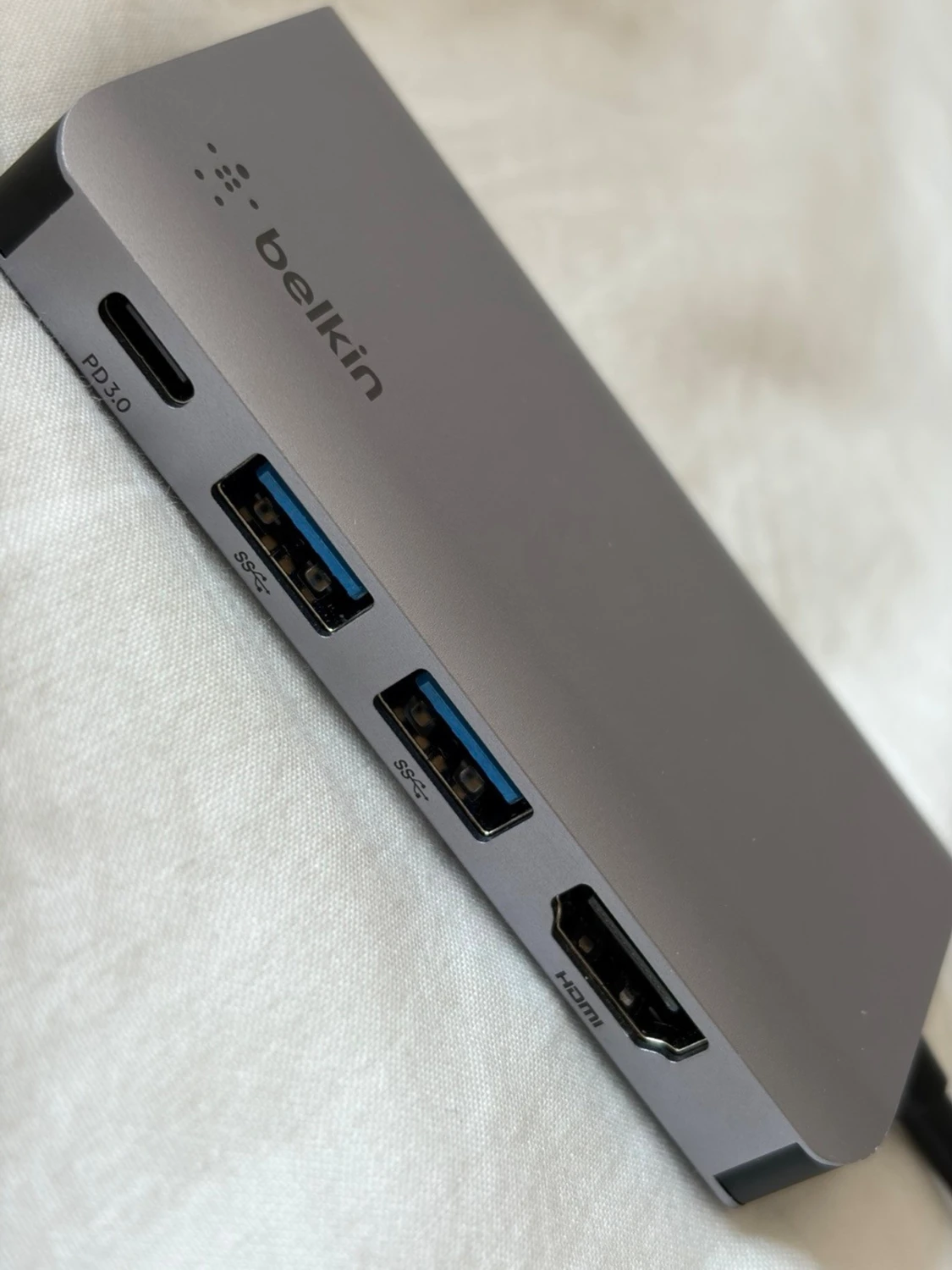 Belkin USB-C hub med HDMI och USB - 1