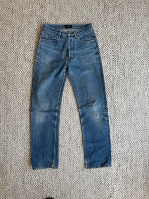 A.P.C. Selvedge jeans - A.P.C. jeans - Storlek: W28 - skick: 9/10 - Nypris runt 3000kr Bara att höra av sig vid minsta fundering!🤩