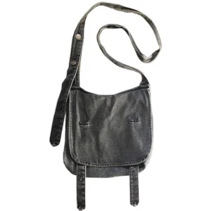 Vintage grå axelremsväska/ sidoväska/ tygväska, y2k/ cyber/ alt/ 2000tal/ hippie/ boho/ bohemisk/ bohemian  - Snygg grå tygväska i 100% bomull!