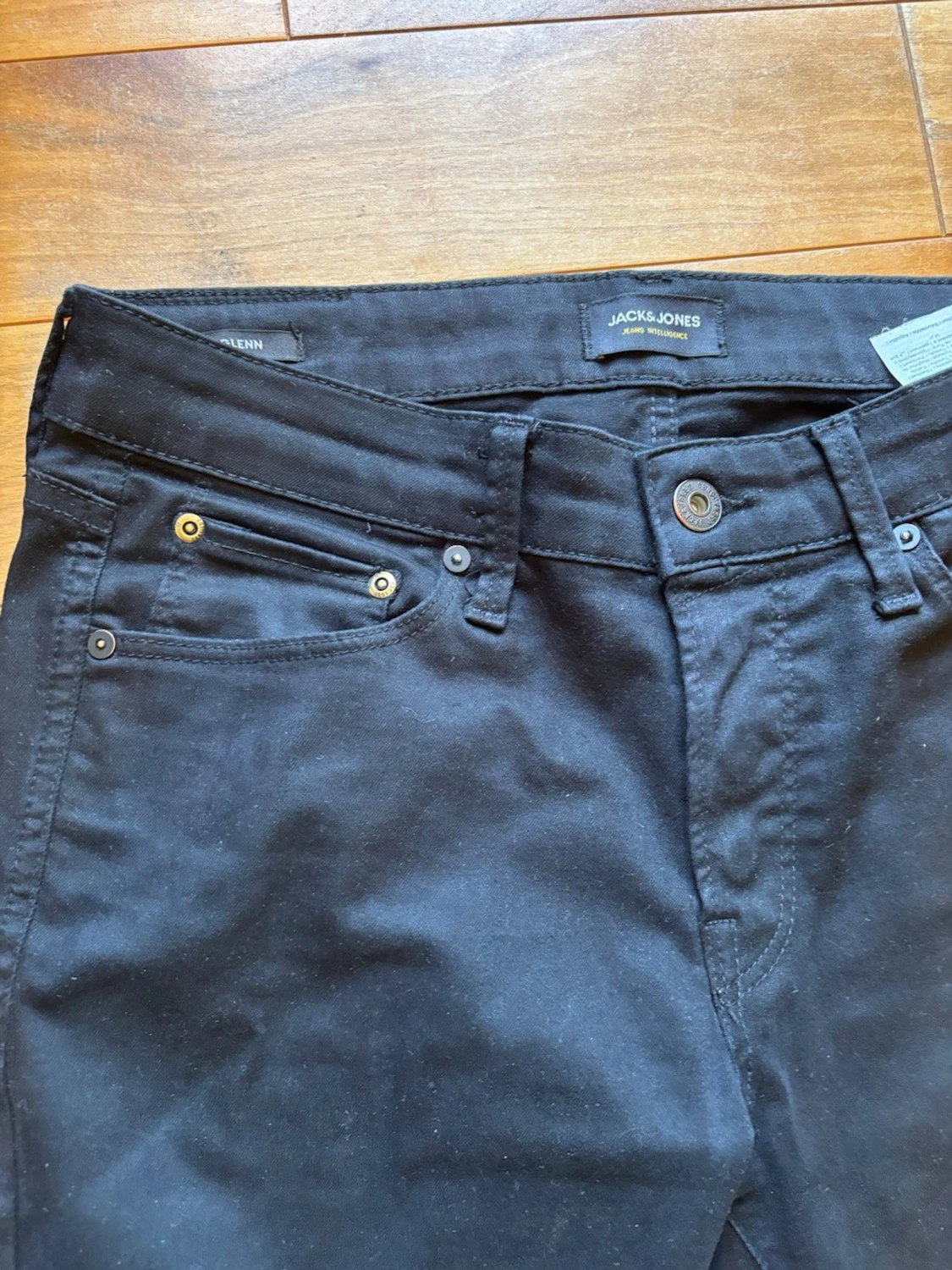 Svarta slim fit jeans från Jack & Jones - 2