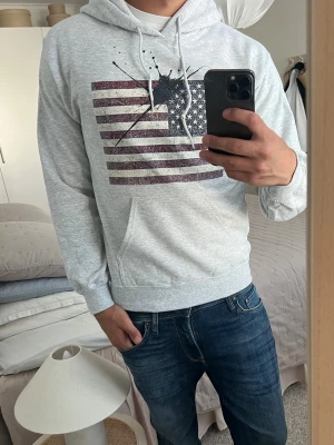 Concrete ink hoodie  - Nytt skick 