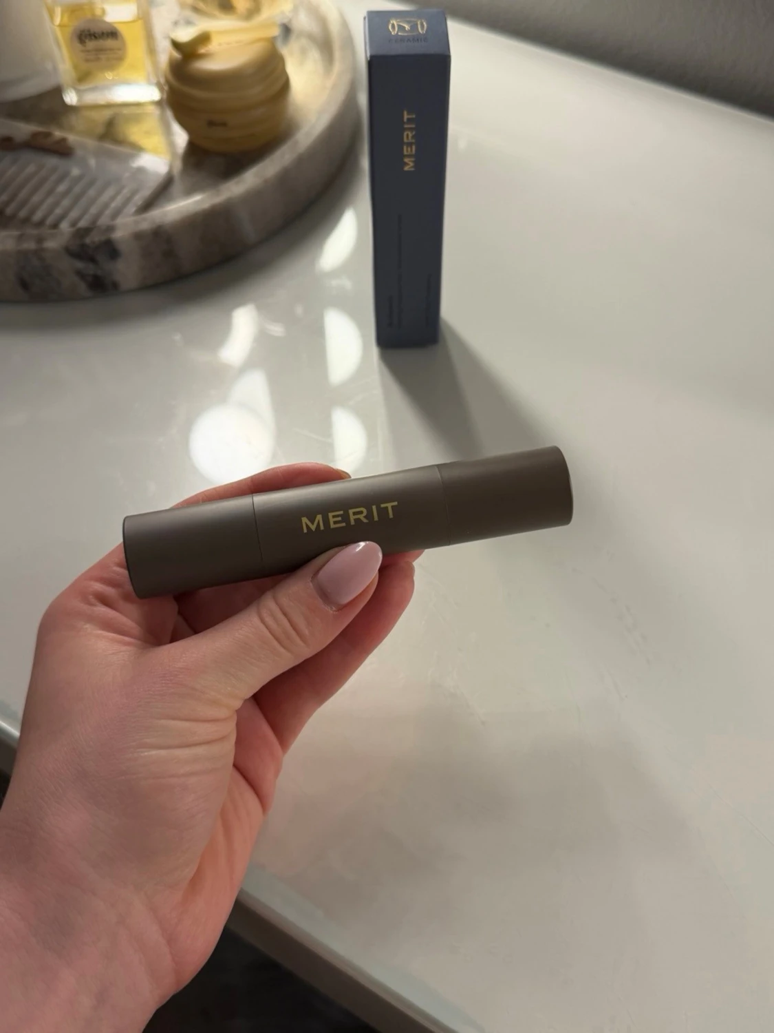 Merit ”The minimalist” - foundation stick ceramic - 4
