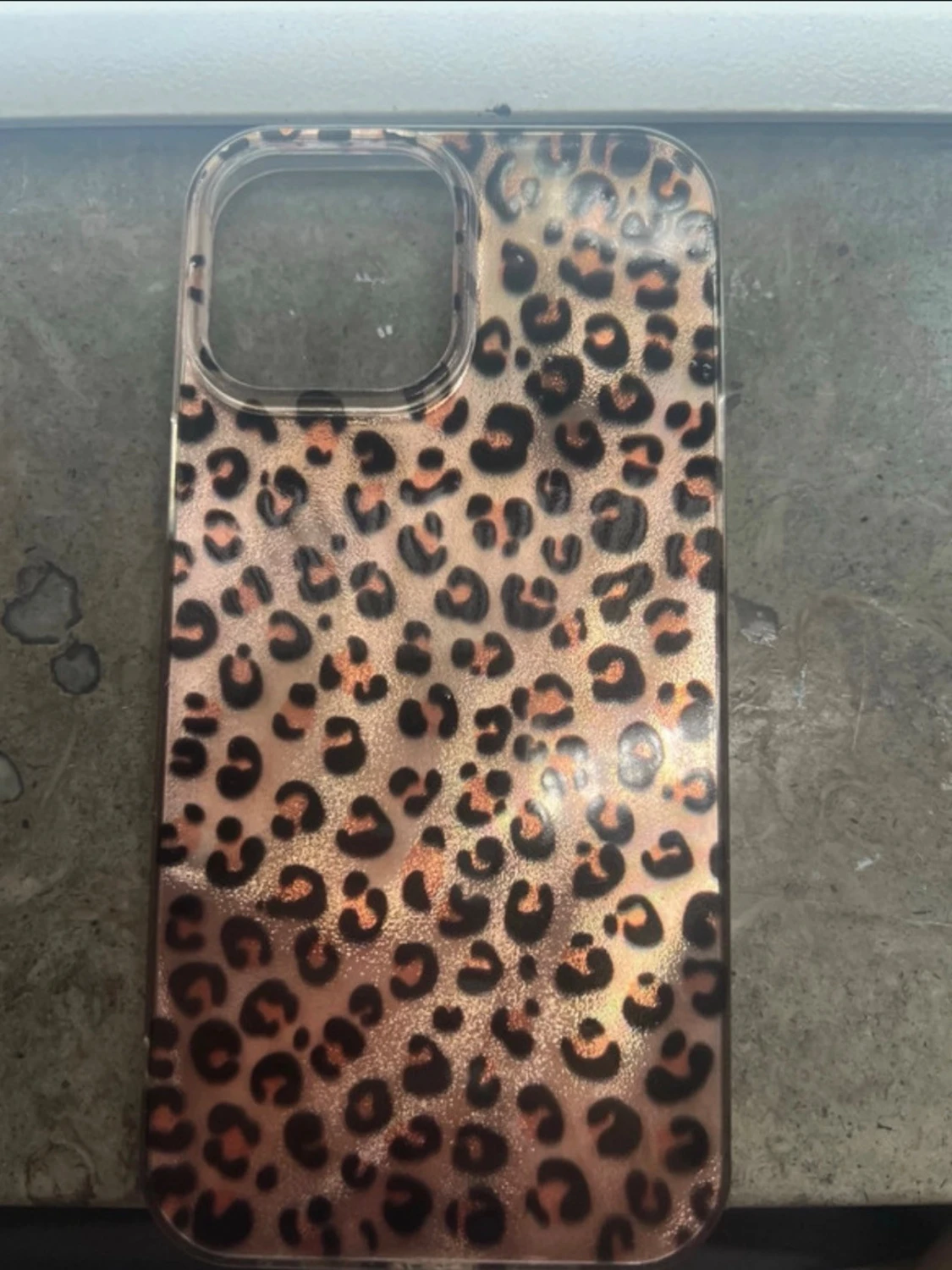 Mobilskal med leopardmönster - 1